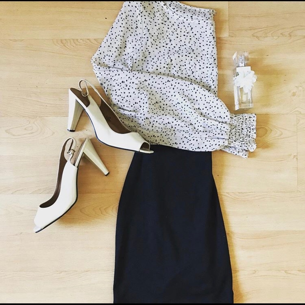 Polka dot short dress